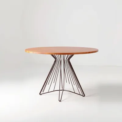Mesa redonda con estructura metálica Segura — Taller Duero