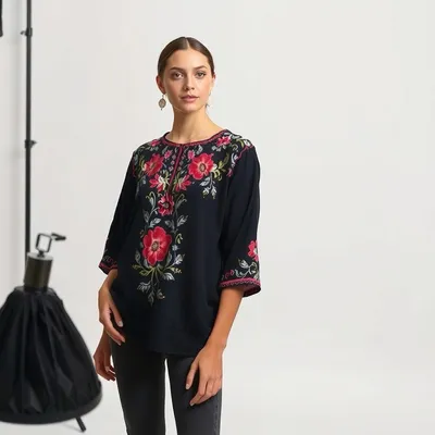 Jersey de canalé con estampado floral Comillas — Índigo Norte